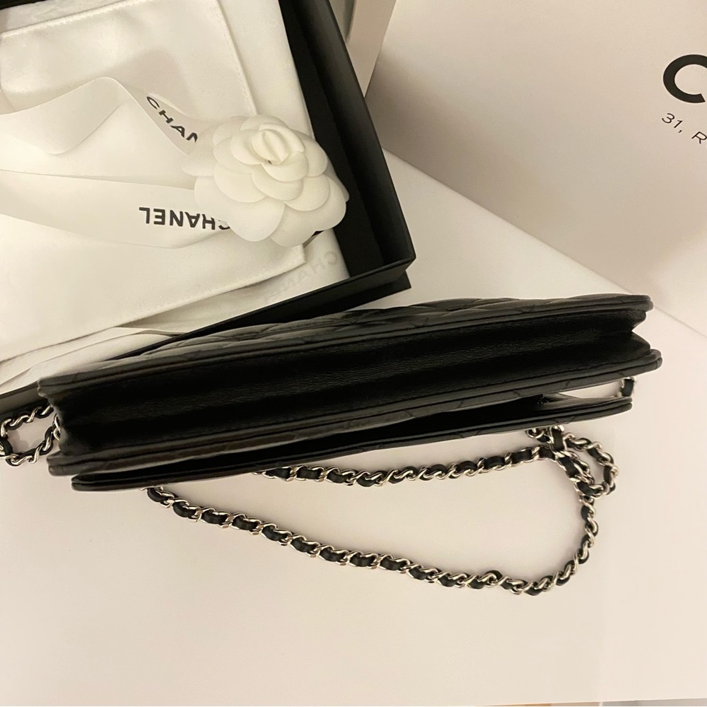 Chanel Wallet On Chain (WOC) - Picture 5 of 14